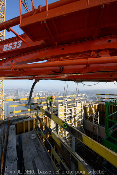 tour des finances à Liège